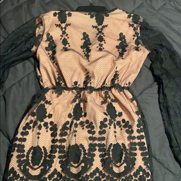 Lace black dress - Picture 3 of 4